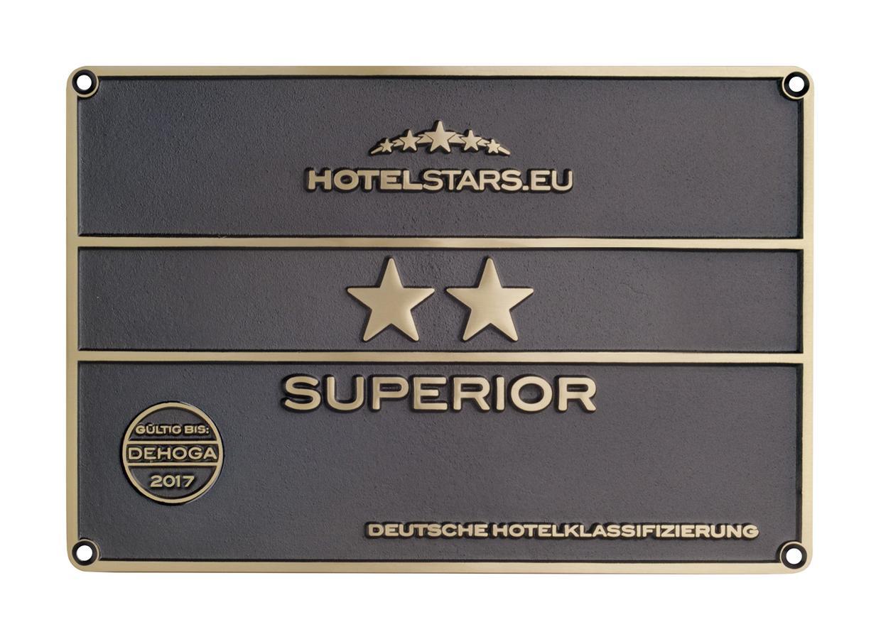 Monteurhotel Garni Alter Olper Hof Линдлар Экстерьер фото
