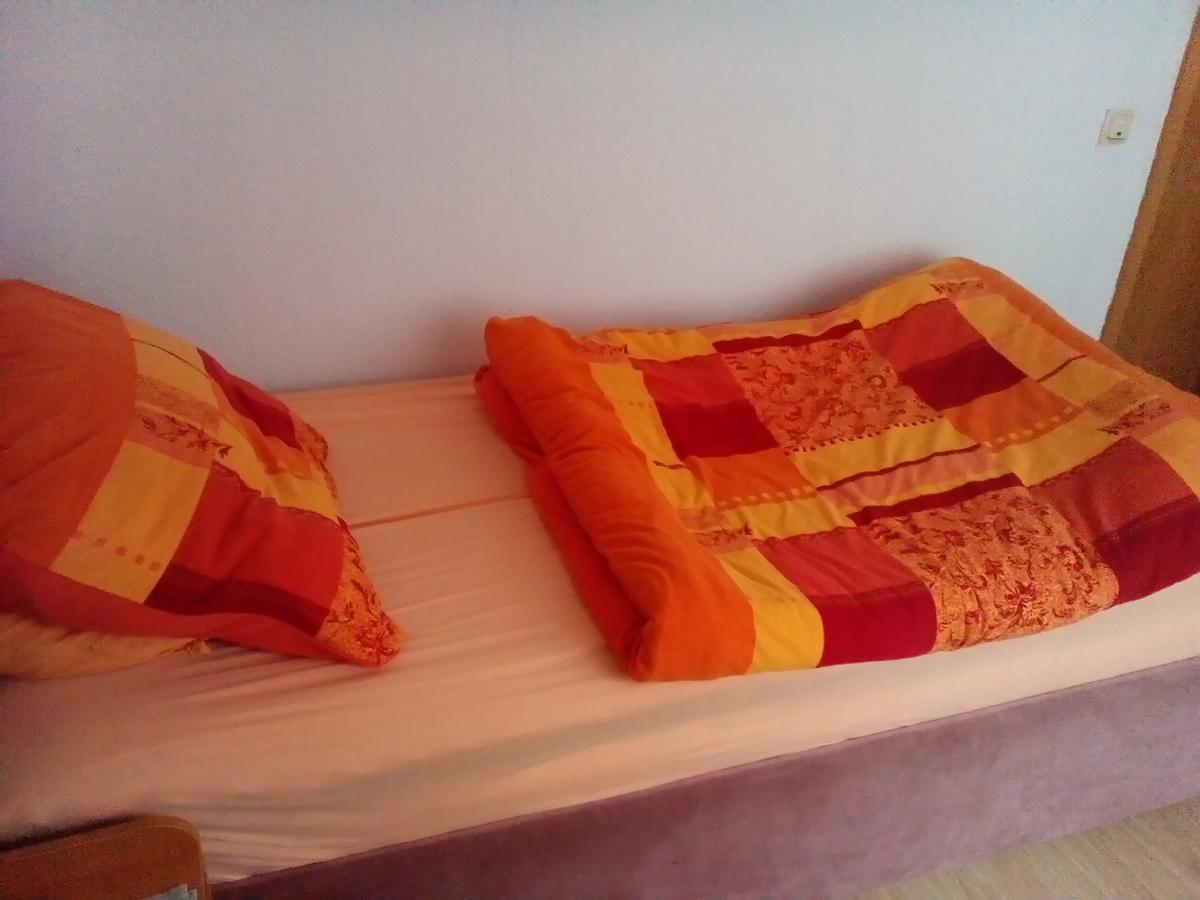 Monteurhotel Garni Alter Olper Hof Линдлар Экстерьер фото