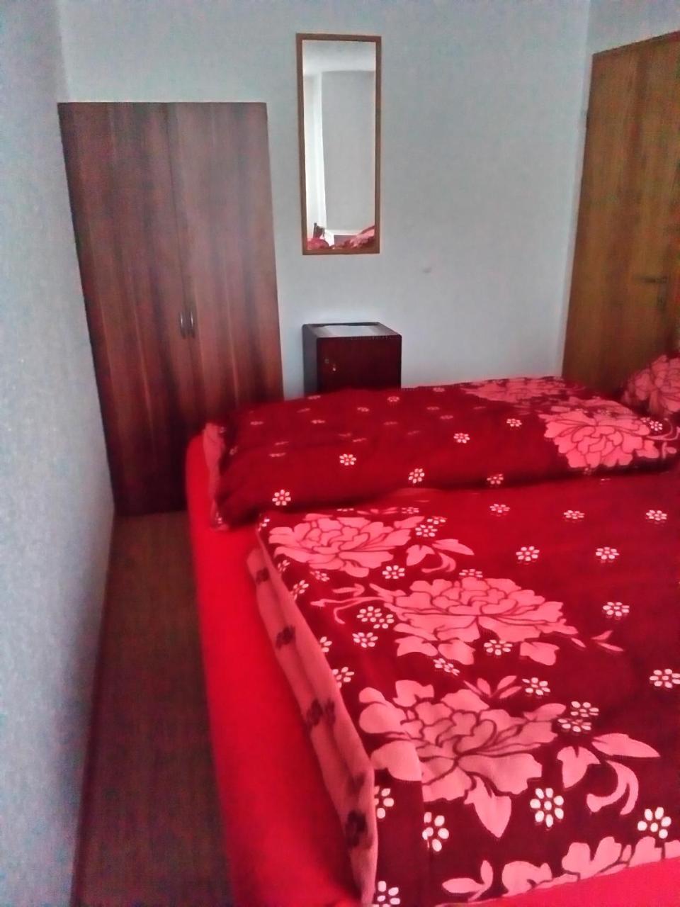 Monteurhotel Garni Alter Olper Hof Линдлар Экстерьер фото
